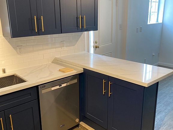 3rd image of 3583 Verdugo Rd