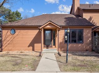 10 Westchester Sq, Burnsville, MN 55337