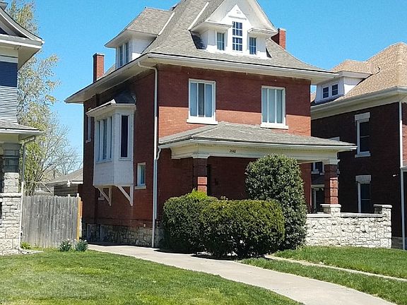 2nd image of 2642 Victor St