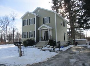 28 Lesure Ave, Lunenburg, MA 01462