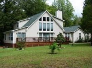 739 Lakewood Dr E, Jackson, TN 38305