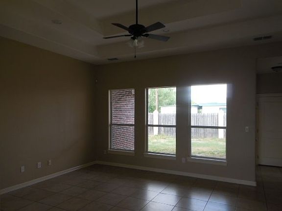 2nd image of 3501 Illeana St