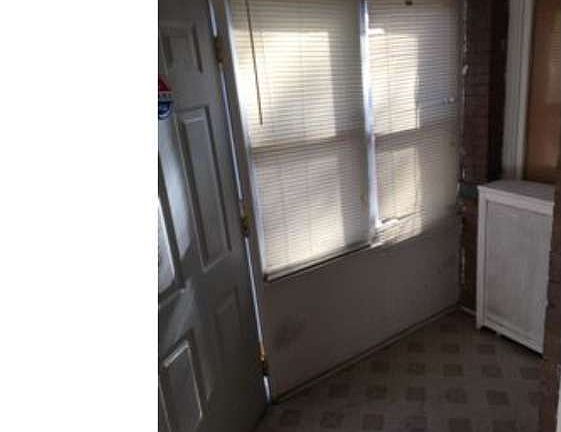 3rd image of 2122 S Woodstock St