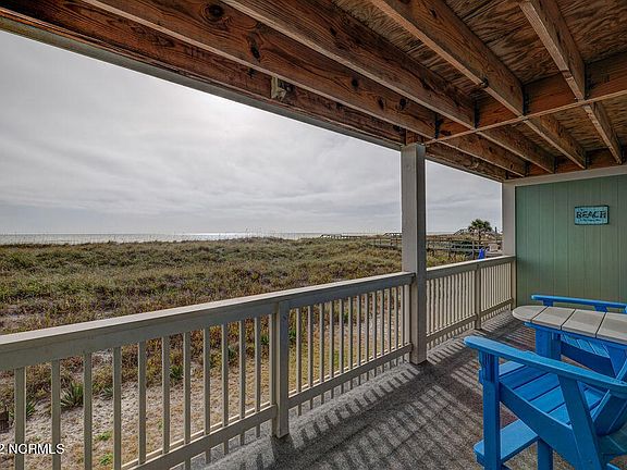 4th image of 409 Carolina Beach Ave S #1F