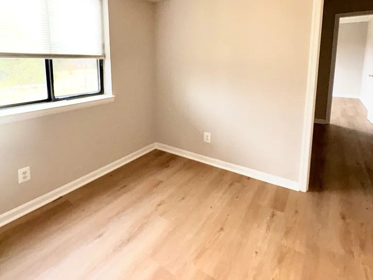 125 E Clubhouse Dr SW #2 — Photo 7