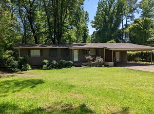 1841 Parkridge Dr, Jackson, MS 39211