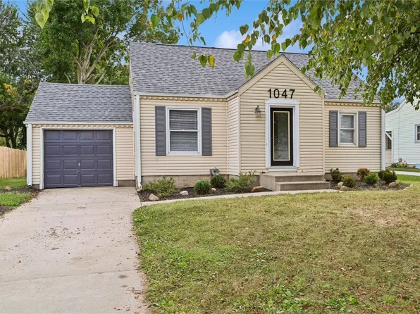 1047 27th St NE, Cedar Rapids, IA 52402