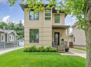 1520 Bennaville Ave, Birmingham, MI 48009