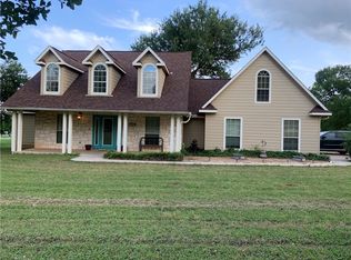 199 Klbj Rd, Smithville, TX 78957