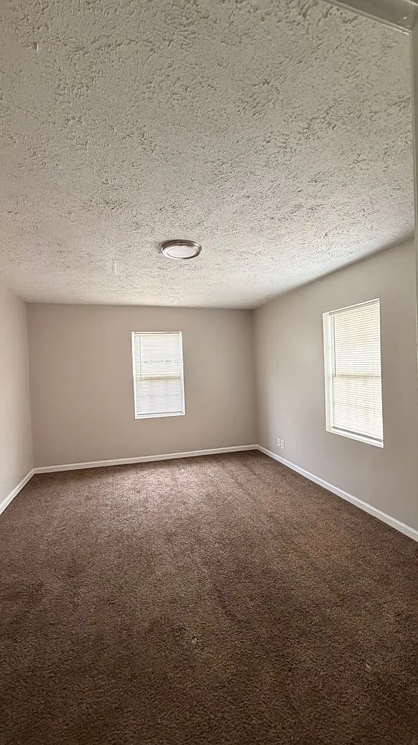 1301 N Olney St — Photo 4
