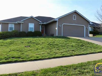 2251 SE Piedmont Ct, Tecumseh, KS, 66542