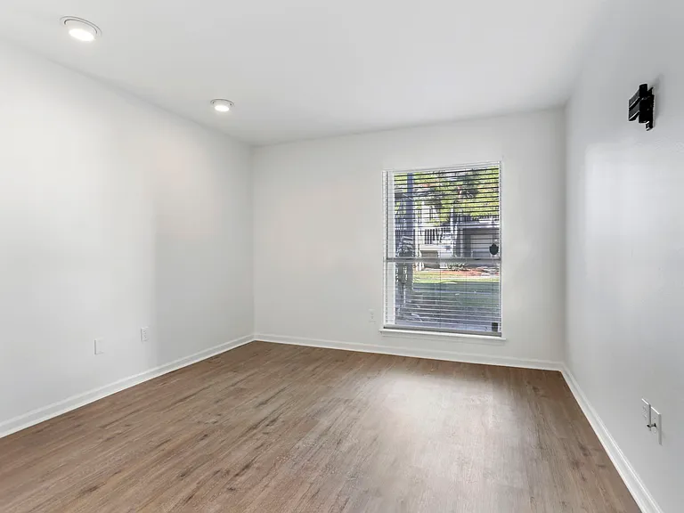 5137 Nicholson Dr #B33 — Photo 8