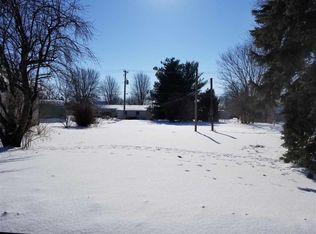 1405 E 3rd St, Washington, IA 52353