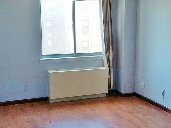 5th image of 9712 63rd Dr APT 4F