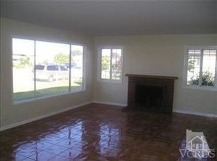 930 W Iris St, Oxnard, CA 93033