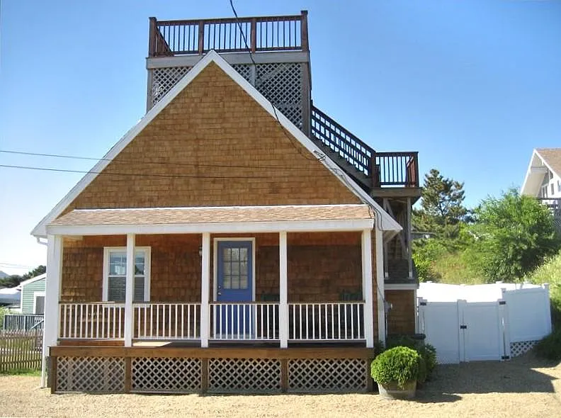 26 Columbia Way