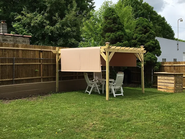 Backyard Pergola and Bar