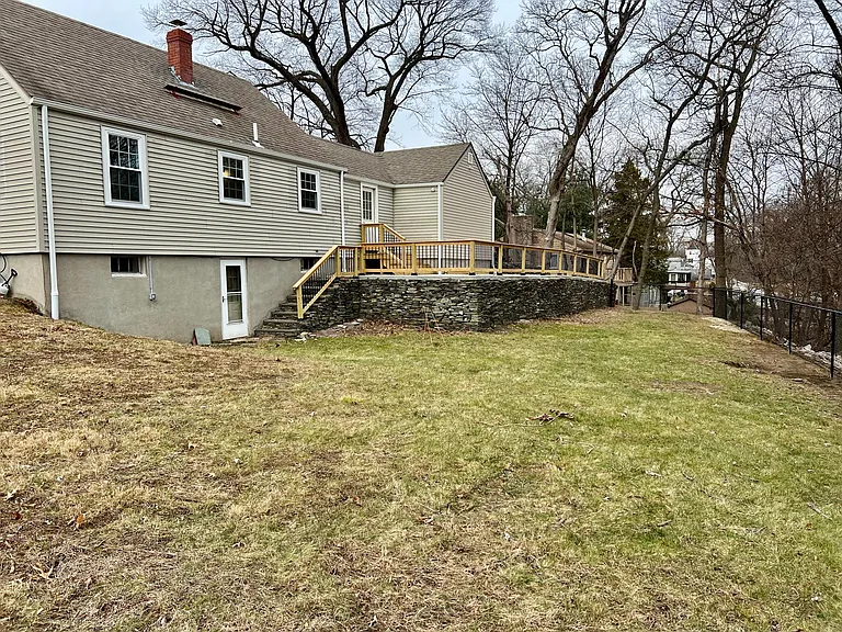 188 Sumner Ave — Photo 22