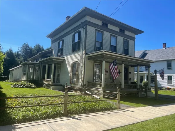 41 Hayes St, Norwich, NY 13815