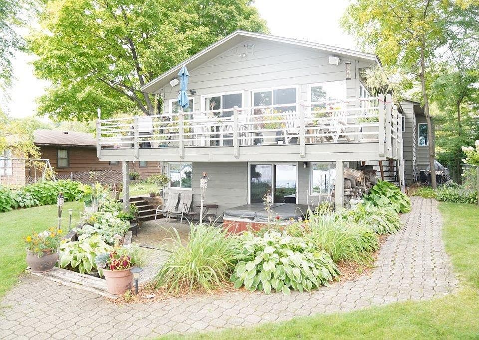 1st image of 5145 Greenwood Cir