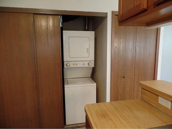 5th image of 2618 Brookdale Ln