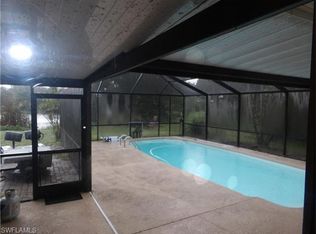 54 Liberty Ln, Naples, FL 34112