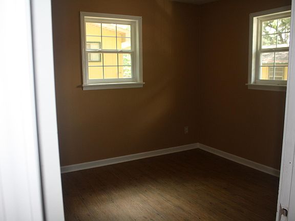 5th image of 14 James Ave SE #B