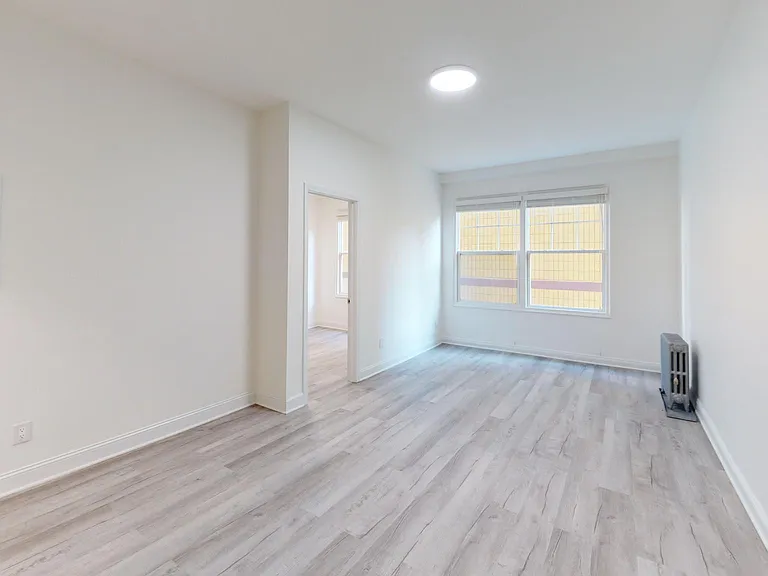 1395 Golden Gate Ave — Photo 4