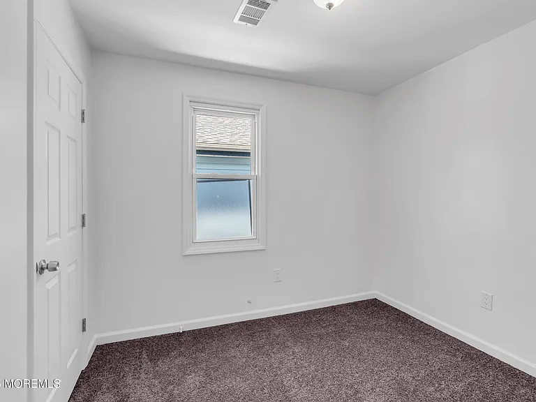 351 Hulse Ave — Photo 10
