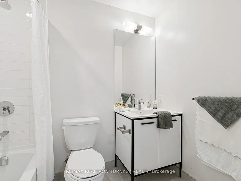 185 Deerfield Rd #18 — Photo 28