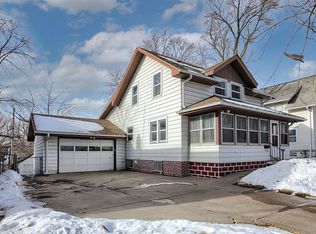 2310 S 35th St, Omaha, NE 68105