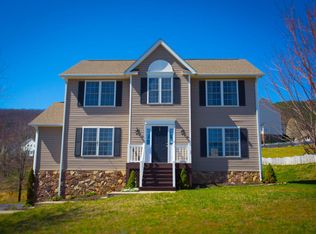 5764 Fieldview Dr, Roanoke, VA 24019