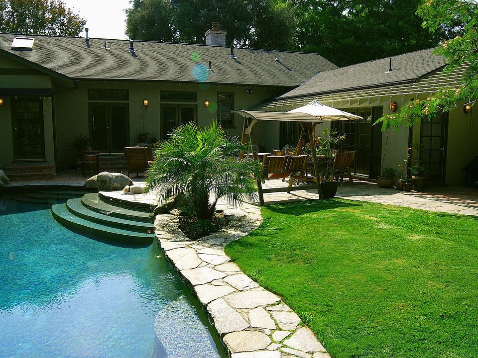 2nd image of 4628 Talofa Ave