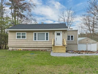885 High Street, Candia, NH, 03034