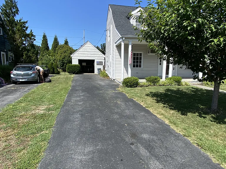 1115 W Addition St — Photo 4