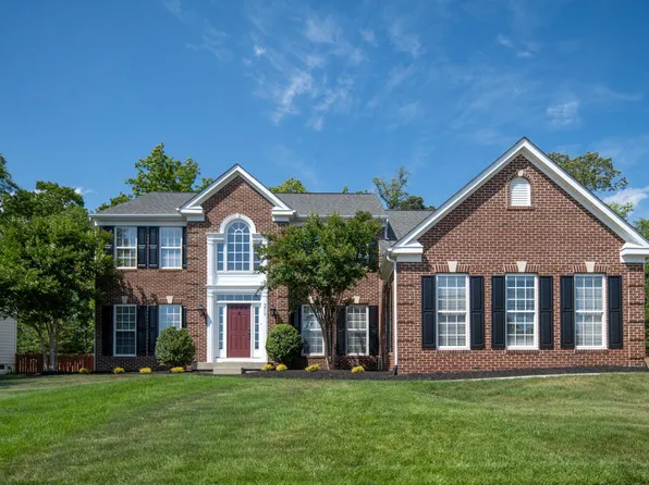 5815 Deep Creek Dr, Fredericksburg, VA 22407
