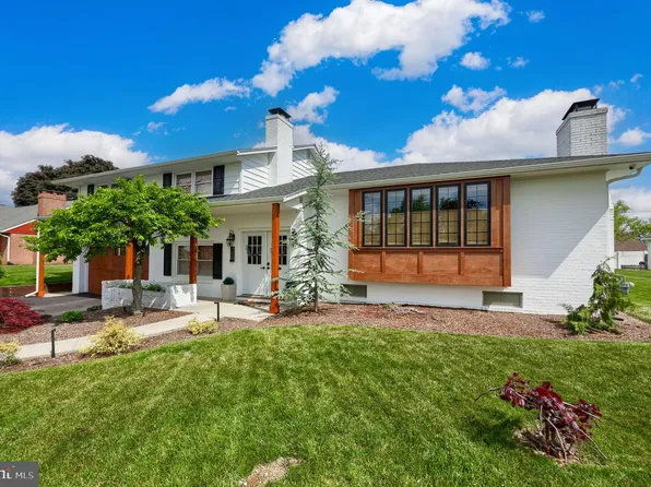 1731 Randolph Dr, York, PA 17403