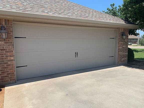 5th image of 6617 Clarice Ct