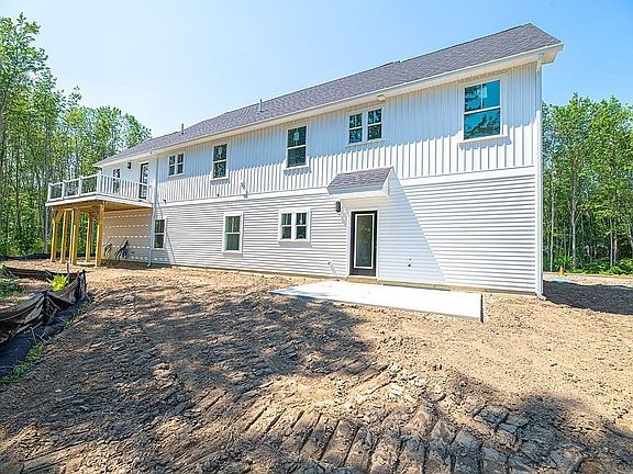 4th image of 24 Meadowview Ln #B
