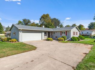 220 Walnut St, Clintonville, WI 54929