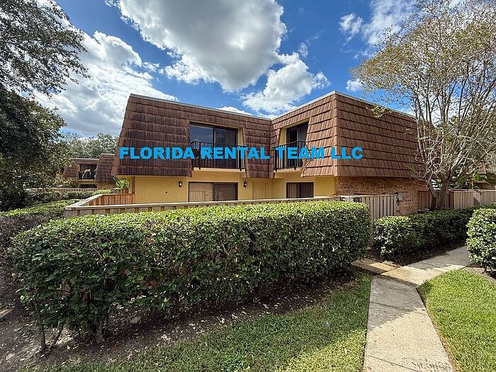 1st image of 5292 Brook Ct #211