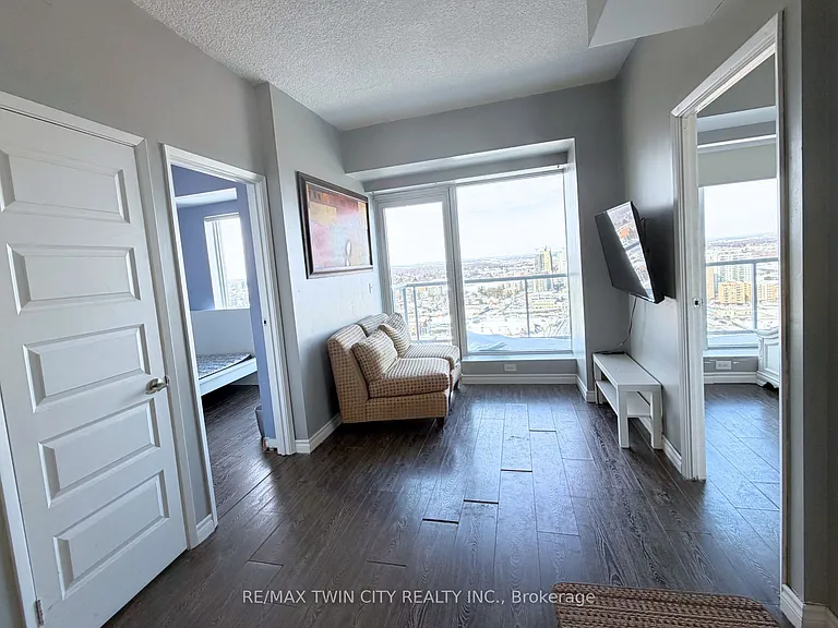 158 King St N #8-2604 — Photo 7