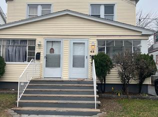42 Intervale Rd, Teaneck, NJ 07666