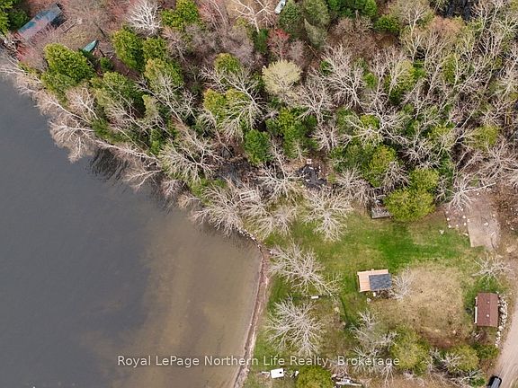 2nd image of 2 Cedar Ln