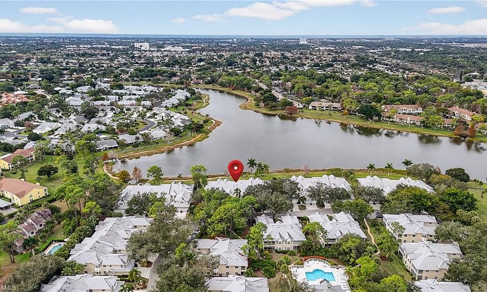 1st image of 2827 Aintree LN #C102