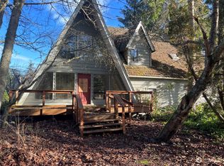 1471 Oak Bay Rd, Port Hadlock, WA 98339