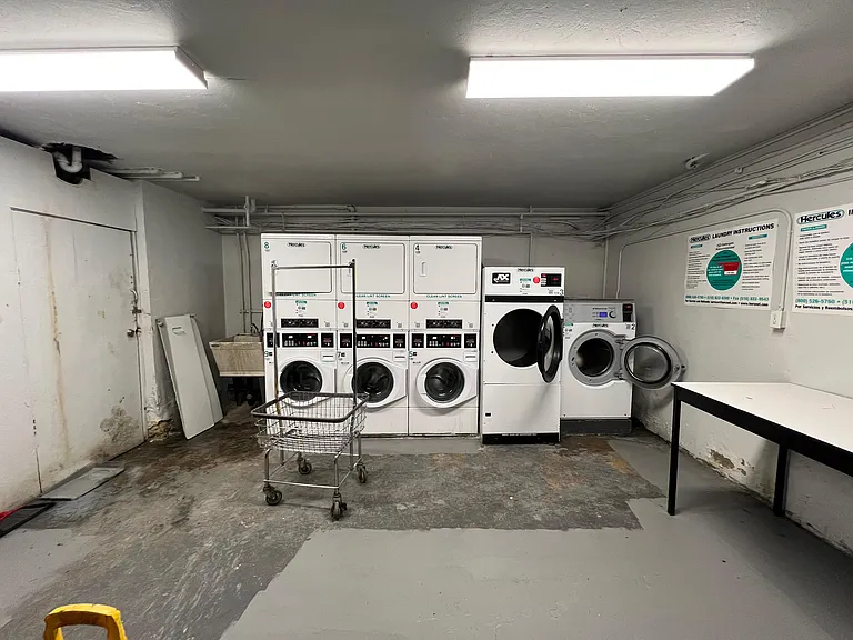 2500-02 Kennedy Blvd #105 — Photo 8