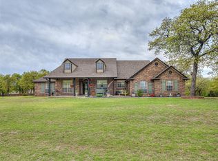 415 Hunt Club Rd, Blanchard, OK 73010