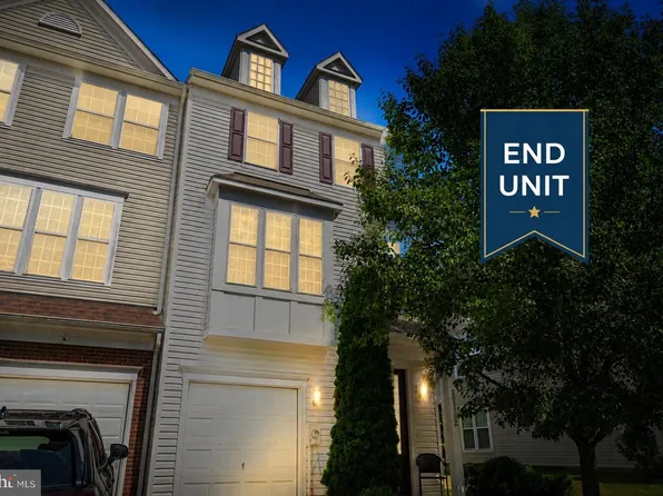 23192 Mountain Laurel Ln, California, MD 20619
