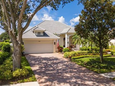 215 Monterey DR, Naples, FL, 34119